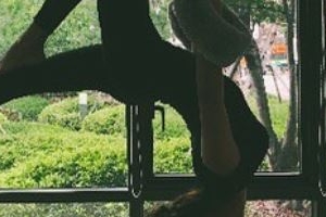 김효진, 고난이도 필라테스 동작도 척척 ‘탄탄 몸매 눈길’