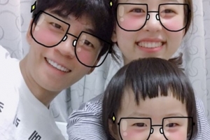 신성록, 아내+딸과 행복 일상 공개 ‘연예인 능가하는 청순 미모’