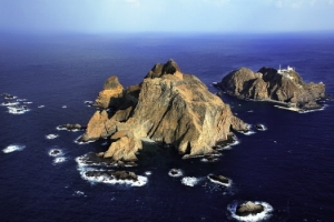 일본, 한국 조사선 독도 접근에 “일본 영해” 발끈