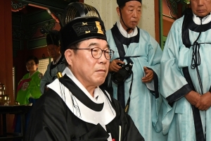 신동헌 광주시장, 숭열전 · 광주향교서 고유제 봉행