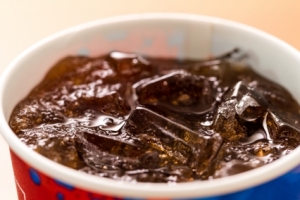 “콜라만 나빠? 과일주스도 암 발병 위험 18% 높인다”