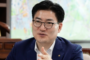 [민선7기 단체장에 듣는다] “노동권익센터 세워 차별 해소…기업 300곳 유치, 경제도시로 간다”