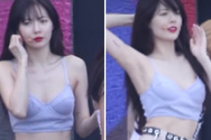 현아, ‘브라렛 패션’에 화들짝
