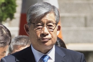 ‘댓글공작’ 배득식 前사령관 측 “기무사 업무…직권남용 안 돼”