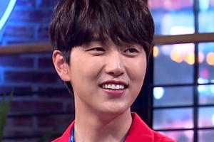 ‘뜻밖의 Q’ 산들, MBC 사원증 자랑 “저 직원이에요”