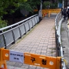 [서울포토] 분당서 배관 터져 교량 균열… 도로 통제