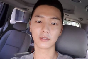씨엔블루 강민혁 입대 앞두고 짧은 머리 공개 “다녀오겠습니다”