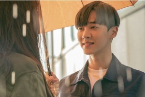 “송지효 바라기” 이기광, ‘러블리 호러블리’ 순정 연하남 “달콤 눈빛”