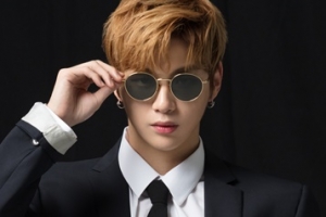 “선글라스도 찰떡 소화” 강다니엘, 아이웨어 브랜드 단독 모델 발탁