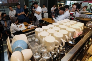 “매장에서 머그컵 사용을” 단속 나선 종로구청