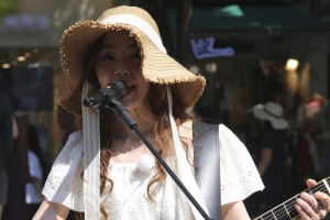 ‘한끼줍쇼’ 윤도현-김윤아 한 끼 도전! 홍대 버스킹에 시선 강탈