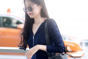 손나은 공항패션, 트레이닝복도 완벽 소화 ‘분위기 여신’