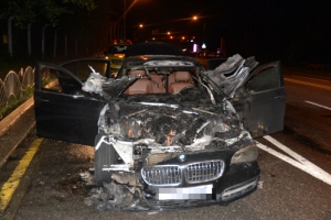 하남 미사대로서 BMW 또 불…BMW, 2년 전 520d 결함 알았나