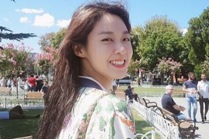 설현 터키 여행 중 근황 ‘터키 환율은 하락, 설현 미모는 상승세♥’