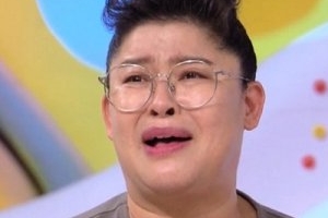 ‘안녕하세요’ 이영자, 영국서 온 모녀 눈물 쏙 들어가게 한 한마디