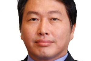 최태원 회장, 동거녀 명예훼손 재판 증인 출석… “악플 폐해 직접 호소”