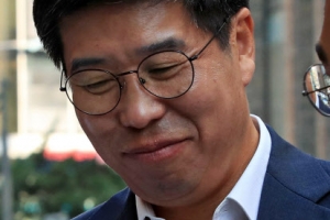 [포토] 특검 소환된 백원우 청와대 민정비서관