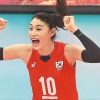 ‘배구 여제’ VS 여제 꿈꾼 팬, 아시아 최강 공격수 가린다