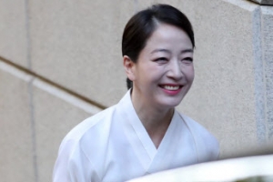 노현정, 정대선 사장과 현대家 제사 참석 포착 ‘단아 자태’