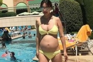 ‘임신 6개월’ 이지혜, 아름다운 D라인 공개 ‘행복한 예비엄마’