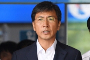 안희정 항소심, 서울고법 성폭력 전담 재판부 배당… 신동빈 선고 후 본격 진행될 듯