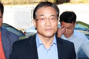 ‘백남기 농민 사망’ 구은수 전 서울경찰청장 1심 무죄→2심 유죄로…벌금형 선고