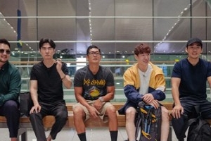 ‘같이 걸을까’ god 스페인 출국, 산티아고 순례길 걷는다 ‘기대감 UP’