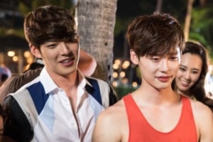 김우빈-이종석 목격담, 하와이 여행中 “건강 많이 호전돼 보여”