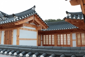 “고즈넉한 김포 전통한옥마을 숙박체험하러 오세요”