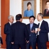 [서울포토] 국무회의 시작 전…