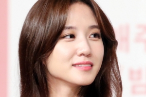 ‘오늘의 탐정’ 박은빈, 핑크빛 드레스 자태 “시선 싹쓸이 한 미모”