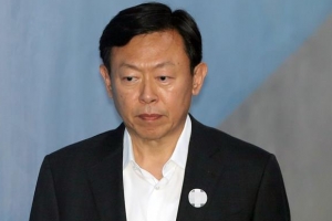 ‘뇌물·경영비리’ 신동빈 2심 14년·벌금 1000억 구형