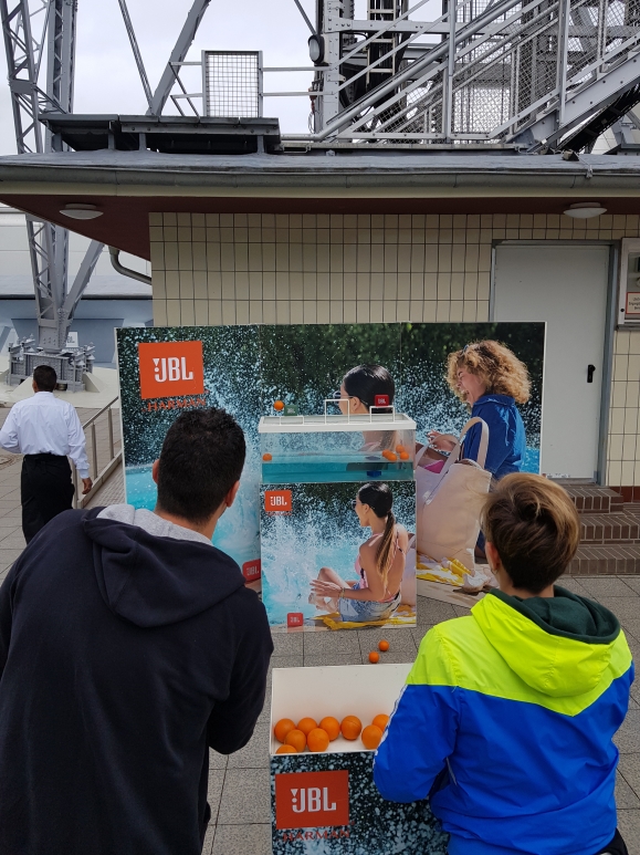 [IFA 2018 포토]완전방수 JBL 스피커로 즐기는 놀이?