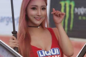 [포토] 치어리더 장세정, 레이싱 모델로 깜짝 변신