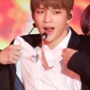 워너원 강다니엘, 복근 깜짝 공개 ‘훈훈 비주얼은 덤’