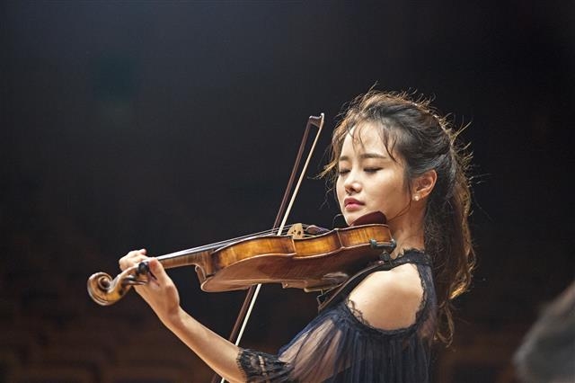 바이올리니스트 김봄소리 