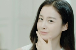 “저 달라진 것 없어요?” 김태희, 여전한 미모 전성기