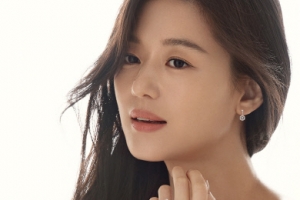 [포토] ‘여신의 우아미’ 전지현, 보석보다 빛나는 미모