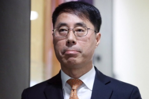 檢 “양승태,이미 통보한 재판부 결정문까지 취소시켰다”