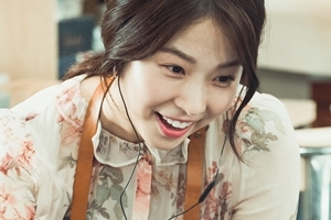 ‘일억개의 별’ 서은수, 스틸컷 첫 공개...‘모태 금수저’ 단아+우아 외모