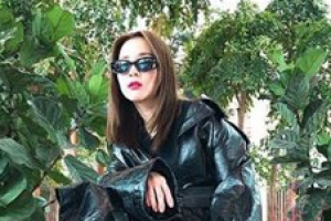 산다라박, 시선 사로잡는 독특한 공항패션 ‘무슨 콘셉트?’