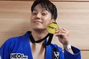 허경환, 첫 출전 주짓수 대회서 금메달 “함께 운동하는 친구들 고마워”