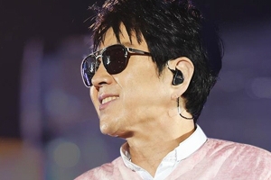 조용필, 생방송 라디오 출연..배철수와 만남 “음악인생 돌아볼 것”