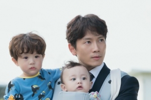 ‘아는 와이프’ 지성♥한지민, 현실 부부 어게인? 출근길 ‘비장美’