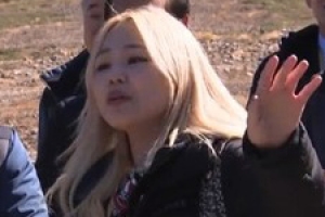 알리, 백두산 천지에서 진도 아리랑 열창..미소짓는 남북 정상