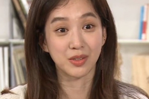 ‘나혼자산다’ 정려원 역대급 옷방 공개 “복에 겨워하고 있다”