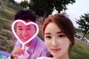 황미나♥김종민, 한강 데이트 사진 공개 “종미나커플”