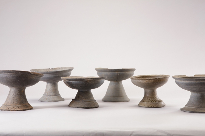 금관가야시대 유물 굽다리접시