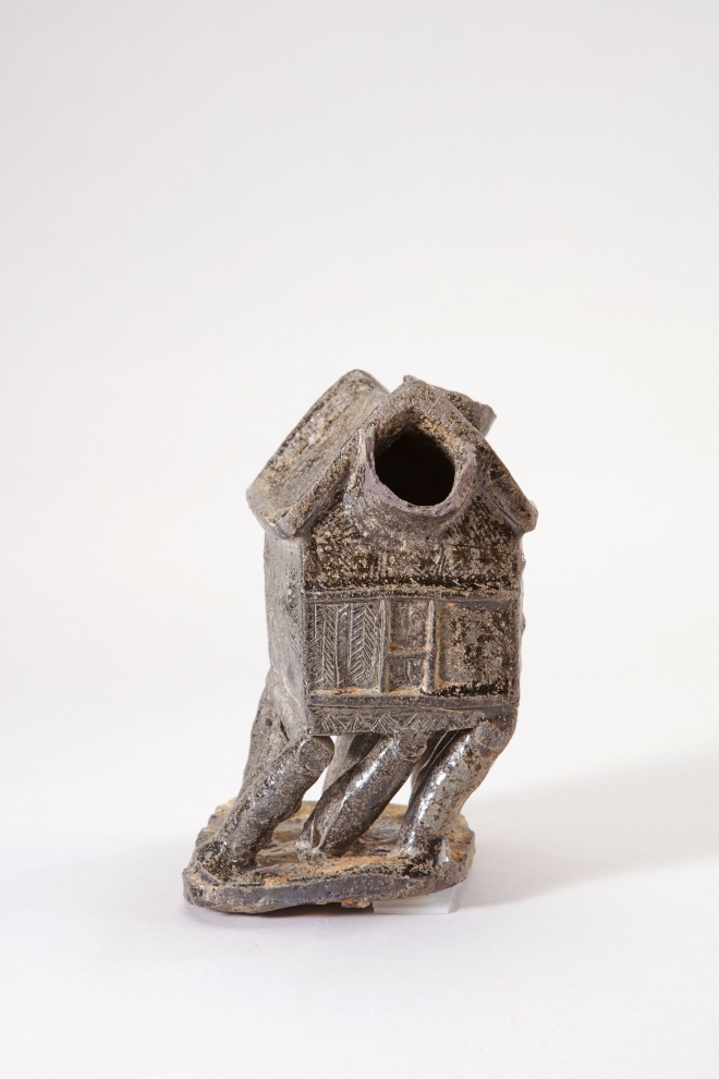 금관가야시대 유물 집모양토기