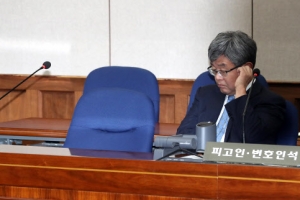 [포토] 끝내 불출석…비어 있는 이명박 전 대통령의 자리